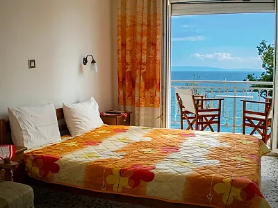 004_.webp